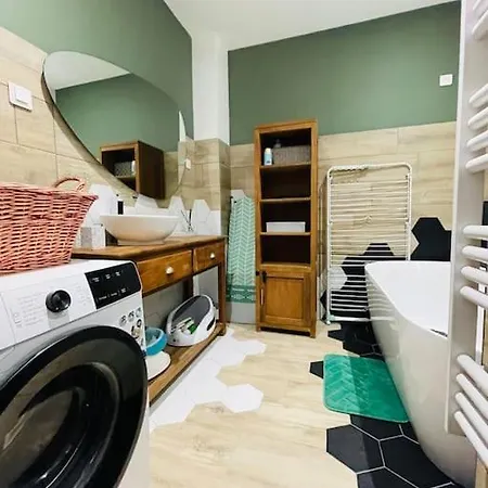 De Standing 100m2 Апартаменты